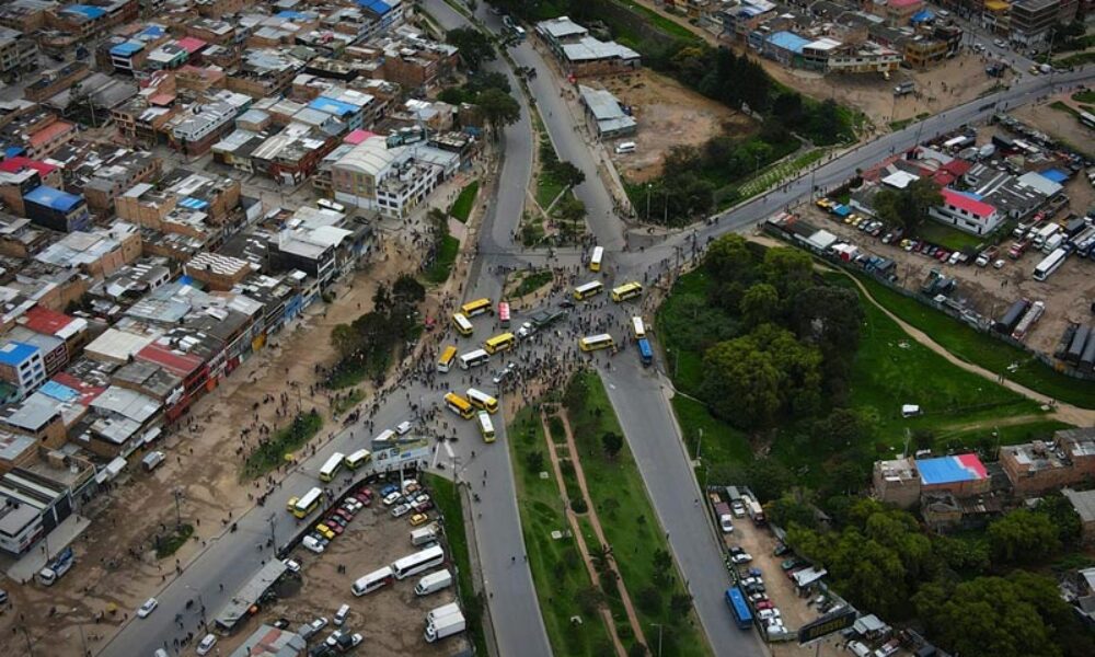 Fuertes disturbios en Usme durante el paro nacional 2021