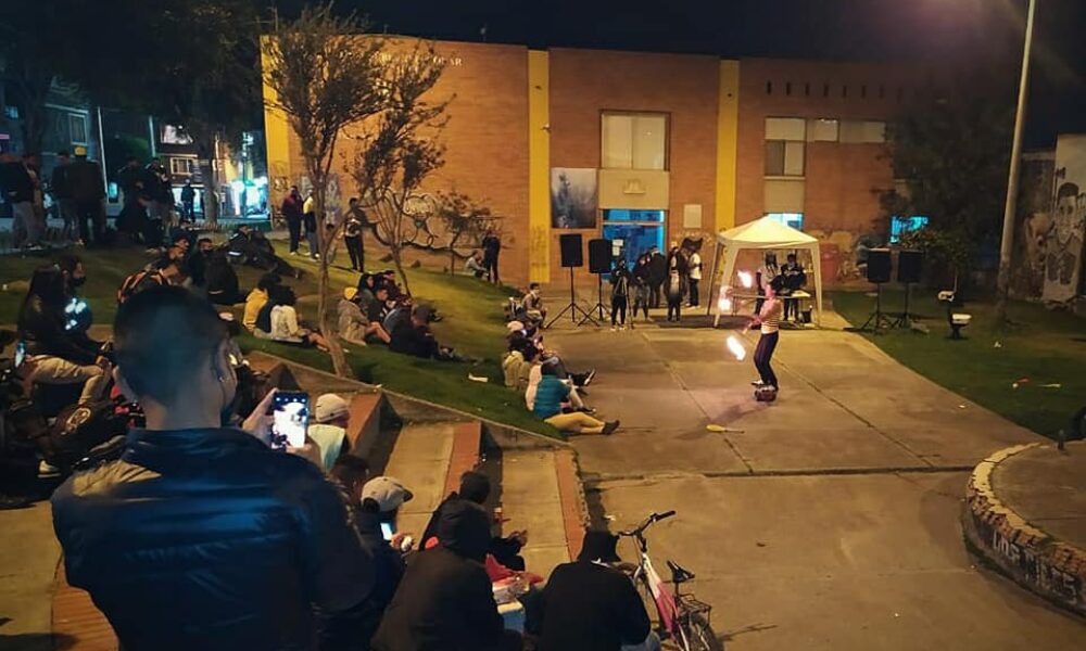 Noche de Cine, Circo y Hip-Hop en La Marichuela