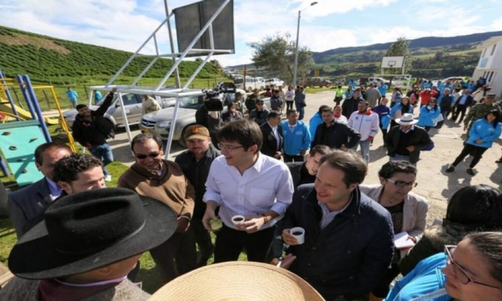 Encuentro ciudadano en la zona rural de Usme